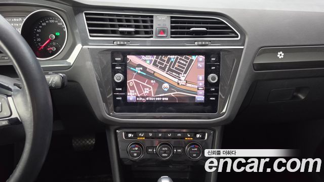 Volkswagen Tiguan (II) 2.0 TDI Prestige 2020 — фото 16
