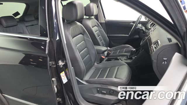 Volkswagen Tiguan (II) 2.0 TDI Prestige 2020 — фото 32