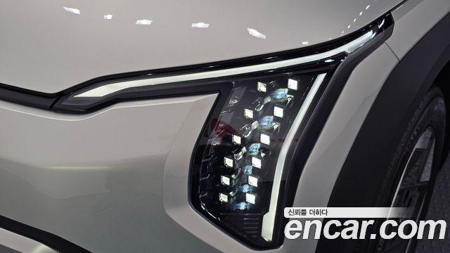 Kia EV3 Long Range 2WD Earth 2025 — фото 22