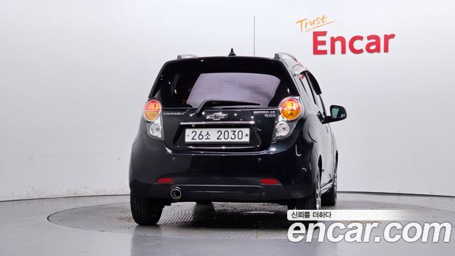 Chevrolet Spark LT Special Edition 2012 — фото 4