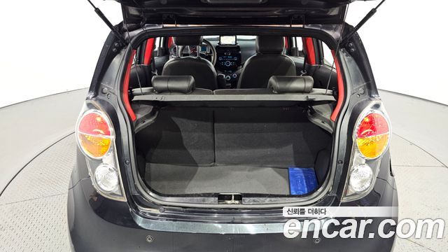 Chevrolet Spark LT Special Edition 2012 — фото 18