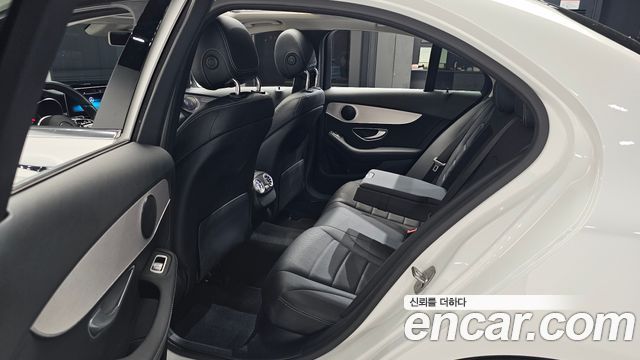 Mercedes-Benz C-Class (W205) C200 Avantgarde 2020 — фото 11