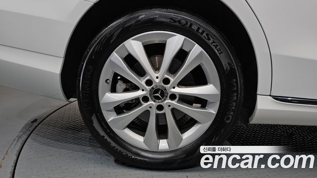 Mercedes-Benz C-Class (W205) C200 Avantgarde 2020 — фото 21