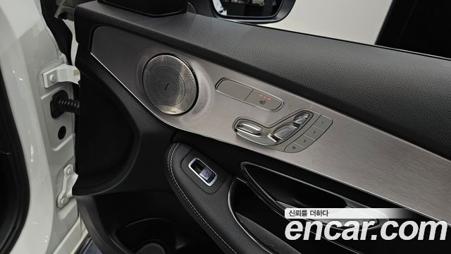 Mercedes-Benz C-Class (W205) C200 Avantgarde 2020 — фото 27