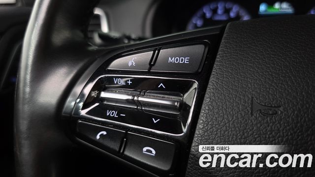 Hyundai Grandeur (IG) 2.4 Exclusive Special 2019 — фото 27