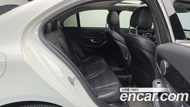 Mercedes-Benz C-Class (W205) C220 d Avantgarde 2019 — фото 12