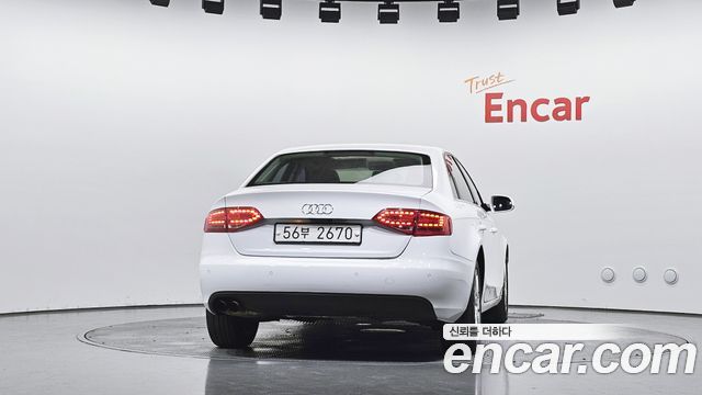 Audi A4 2.0 TFSI B8 2011 — фото 4