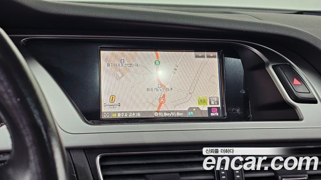 Audi A4 2.0 TFSI B8 2011 — фото 12