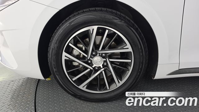 Hyundai Grandeur (IG) 3.0 LPi Rent Car Modern 2023 — фото 5