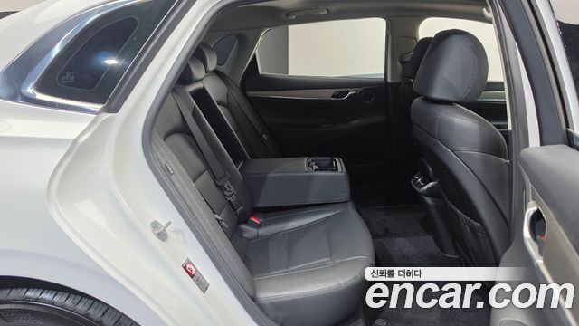Hyundai Grandeur (IG) 3.0 LPi Rent Car Modern 2023 — фото 15