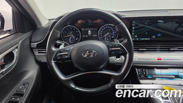 Hyundai Grandeur (IG) 3.0 LPi Rent Car Modern 2023 — фото 17