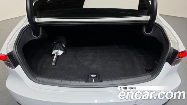 Hyundai Grandeur (IG) 3.0 LPi Rent Car Modern 2023 — фото 24