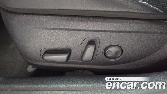 Hyundai Grandeur (IG) 3.0 LPi Rent Car Modern 2023 — фото 37