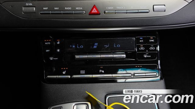 Hyundai Grandeur (IG) 3.0 LPi Rent Car Modern 2023 — фото 38