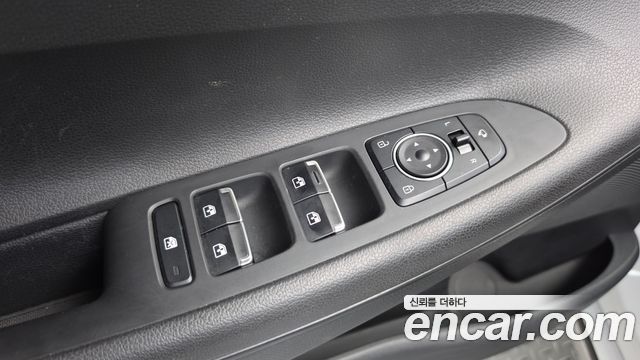 Hyundai Grandeur (IG) 3.0 LPi Rent Car Modern 2023 — фото 44
