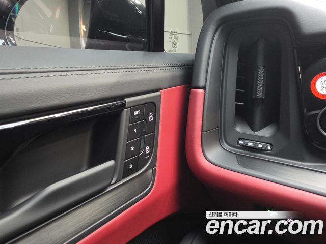 Porsche Cayenne (PO536) 4.0 GTS Coupe 2025 — фото 21