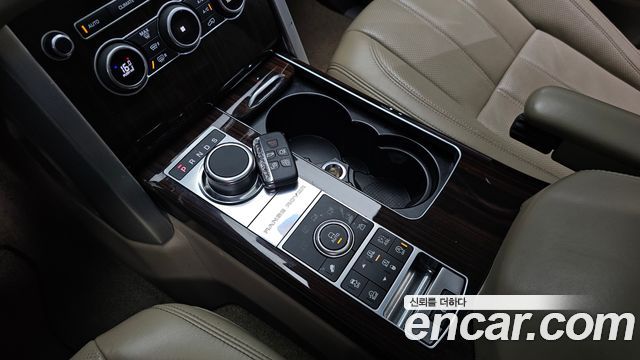 Land Rover Range Rover (IV) 5.0 SC AB 2016 — фото 9