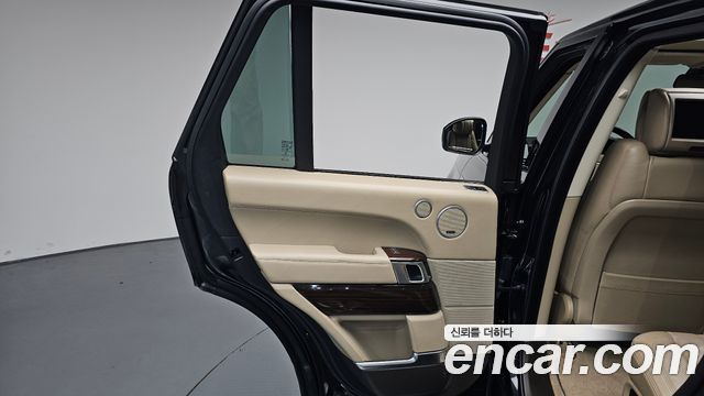 Land Rover Range Rover (IV) 5.0 SC AB 2016 — фото 25