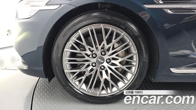 Genesis G90 5.0 AWD Prestige 2021 — фото 5