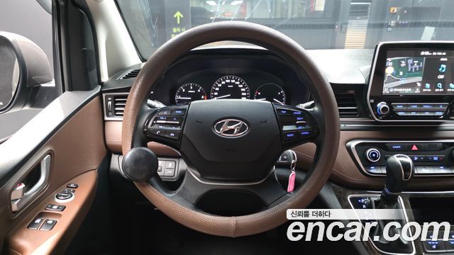 Hyundai Grand Starex 4WD Urban 9-Seater Exclusive 2020 — фото 13
