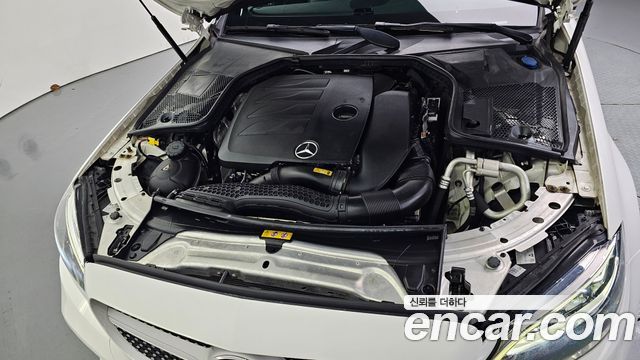 Mercedes-Benz C-Class (W205) C200 Cabriolet 2019 — фото 6