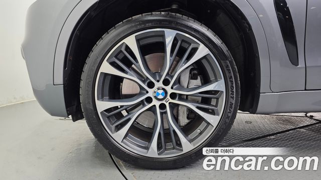 BMW X6 (F16) M50d 2018 — фото 5