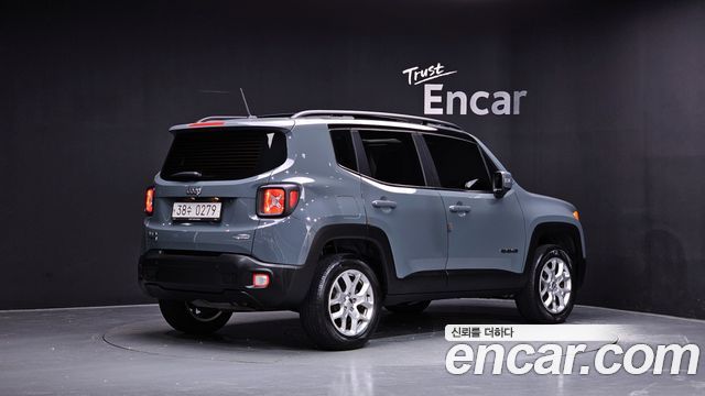 Jeep Renegade 2.0 Diesel Longitude AWD 2016 — фото 2