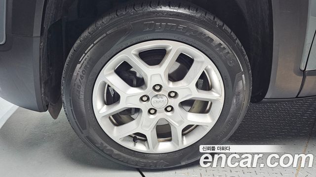 Jeep Renegade 2.0 Diesel Longitude AWD 2016 — фото 5