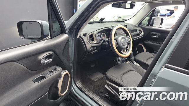 Jeep Renegade 2.0 Diesel Longitude AWD 2016 — фото 10