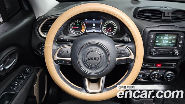 Jeep Renegade 2.0 Diesel Longitude AWD 2016 — фото 12