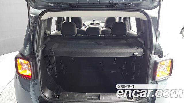 Jeep Renegade 2.0 Diesel Longitude AWD 2016 — фото 20