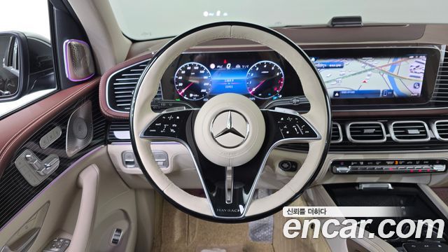 Mercedes-Benz GLS-Class (X167) Maybach GLS600 4MATIC 2024 — фото 13