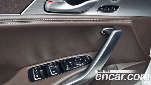 Kia Stinger 2.0 Turbo 2WD Platinum 2019 — фото 13