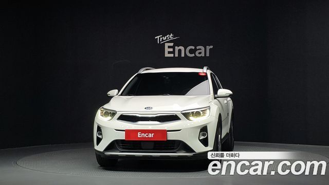 Kia Stonic 1.4 Prestige 2020 — фото 3