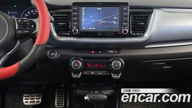 Kia Stonic 1.4 Prestige 2020 — фото 14
