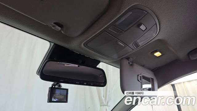 Kia Stonic 1.4 Prestige 2020 — фото 18