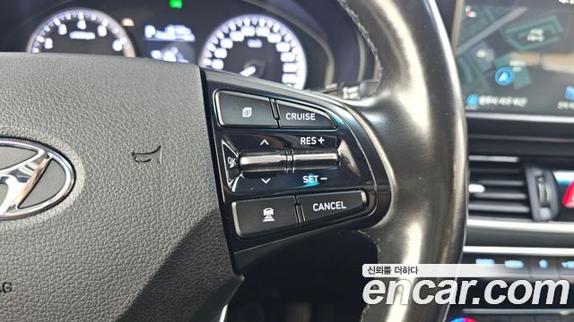 Hyundai Grandeur (IG) 2.4 Premium 2019 — фото 17