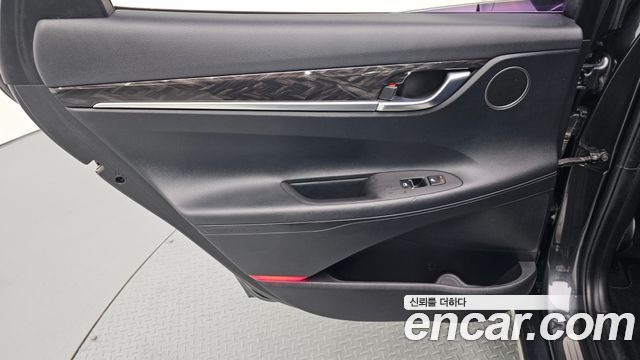 Hyundai Grandeur (IG) 2.4 Premium 2019 — фото 25