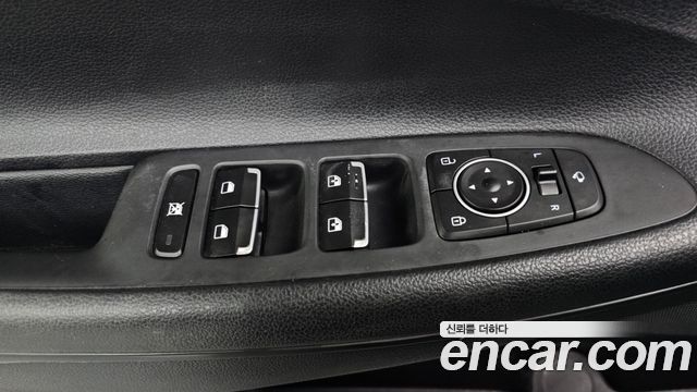 Hyundai Grandeur (IG) 2.4 Premium 2019 — фото 27