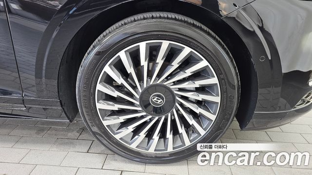 Hyundai Grandeur Hybrid (GN7) Calligraphy 2024 — фото 21