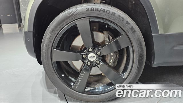 Land Rover Defender (L663) 90 D250 SE 2022 — фото 5