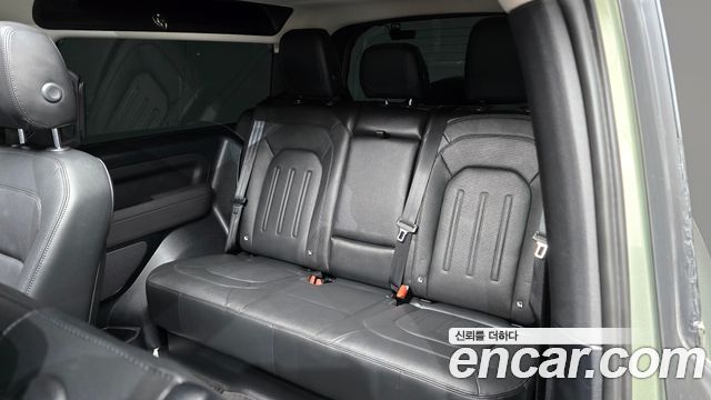 Land Rover Defender (L663) 90 D250 SE 2022 — фото 11