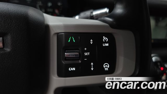 Land Rover Defender (L663) 90 D250 SE 2022 — фото 27