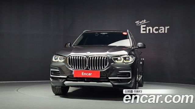 BMW X5 (G05) xDrive 40i xLine 2022 — фото 3