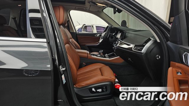 BMW X5 (G05) xDrive 40i xLine 2022 — фото 11