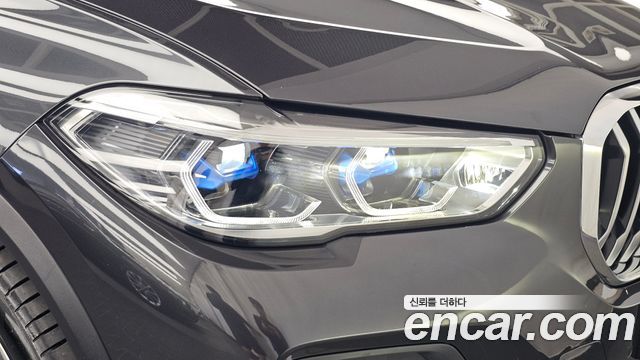 BMW X5 (G05) xDrive 40i xLine 2022 — фото 22