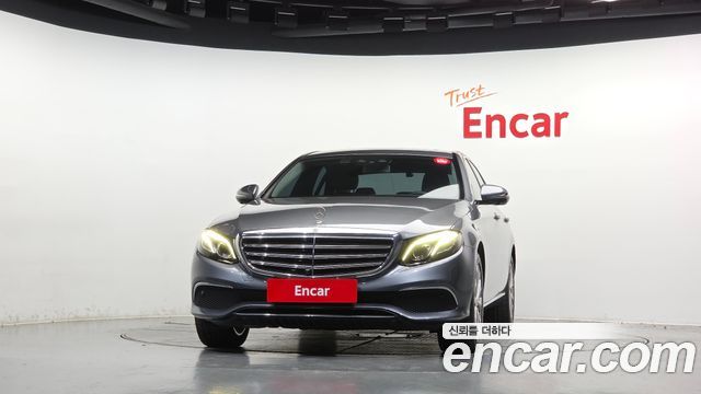 Mercedes-Benz E-Class (W213) E300 4MATIC Exclusive 2018 — фото 3