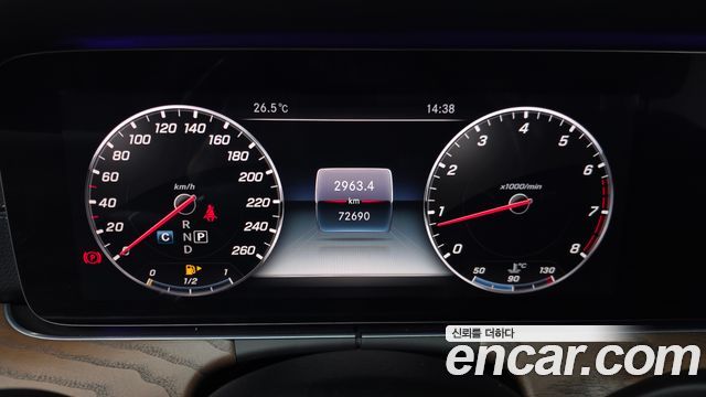 Mercedes-Benz E-Class (W213) E300 4MATIC Exclusive 2018 — фото 8