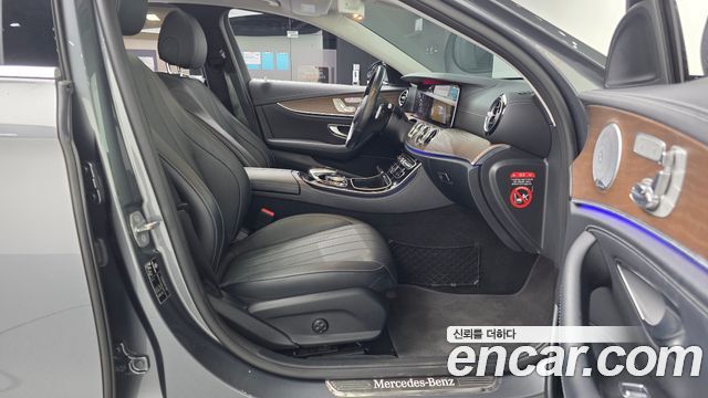 Mercedes-Benz E-Class (W213) E300 4MATIC Exclusive 2018 — фото 11