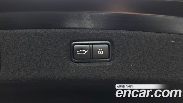 Genesis G90 3.8 AWD Premium Luxury 2019 — фото 33